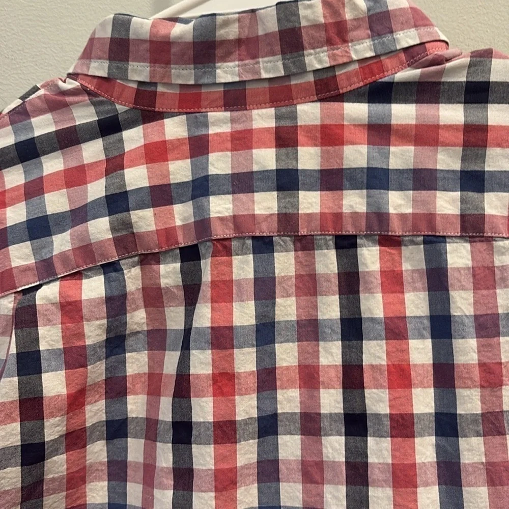 J.Crew men’s plaid collared button down shirt. Size small slim fit. Flex washed